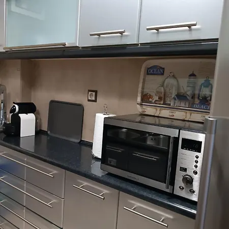 Cosy On Dragon Street Apartment Athen