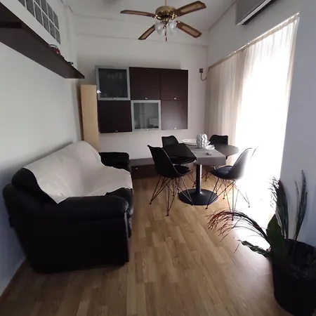 Apartment Cosy On Dragon Street